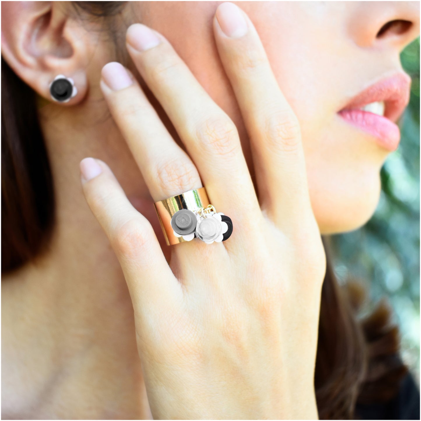 Trio Little Flowers Ring Handmade by Re-Do Bricks