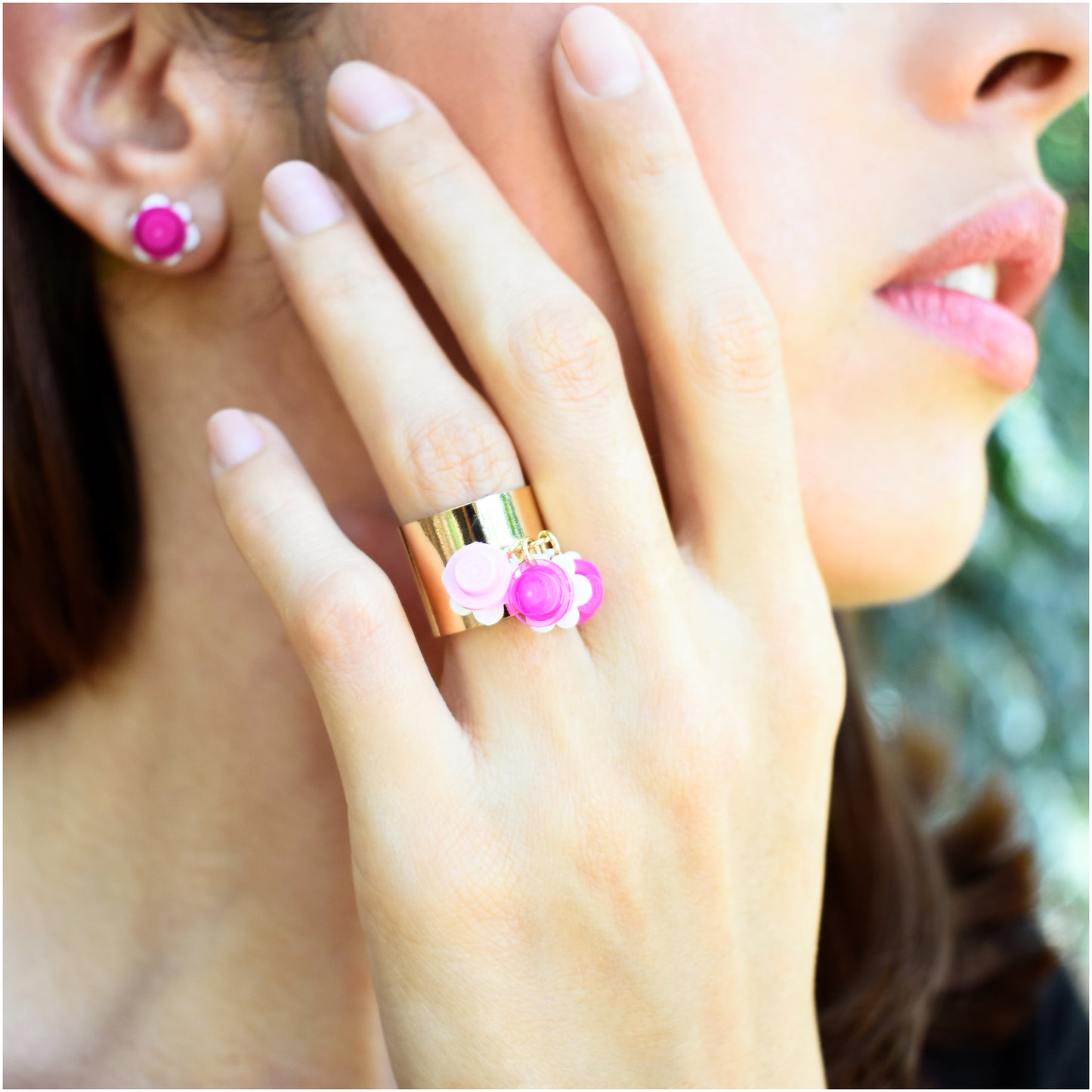 Trio Little Flowers Ring Handmade by Re-Do Bricks (Pink)